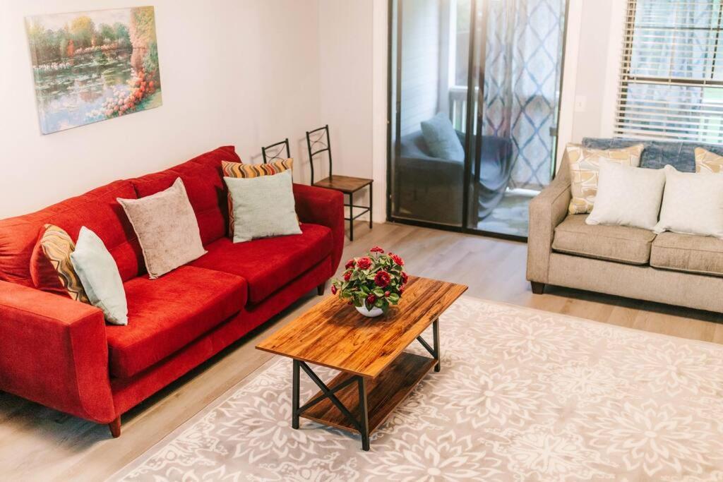 Apartament Cozy 3-Bed Athens Getaway, Right Near Uga! Zewnętrze zdjęcie